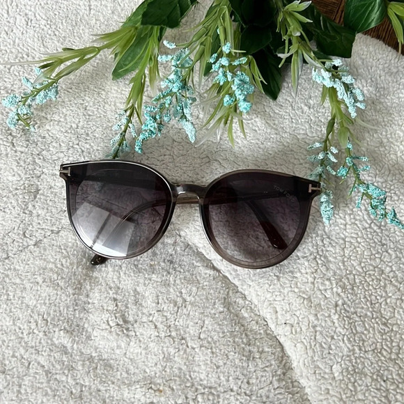 Tom Ford Accessories - TOM FORD Sunglasses FT0807